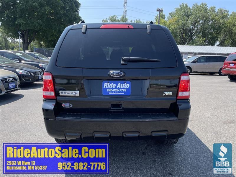 Ford Escape  2010