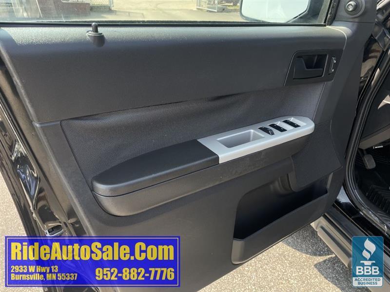 Ford Escape  2010
