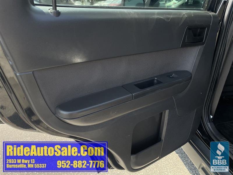 Ford Escape  2010
