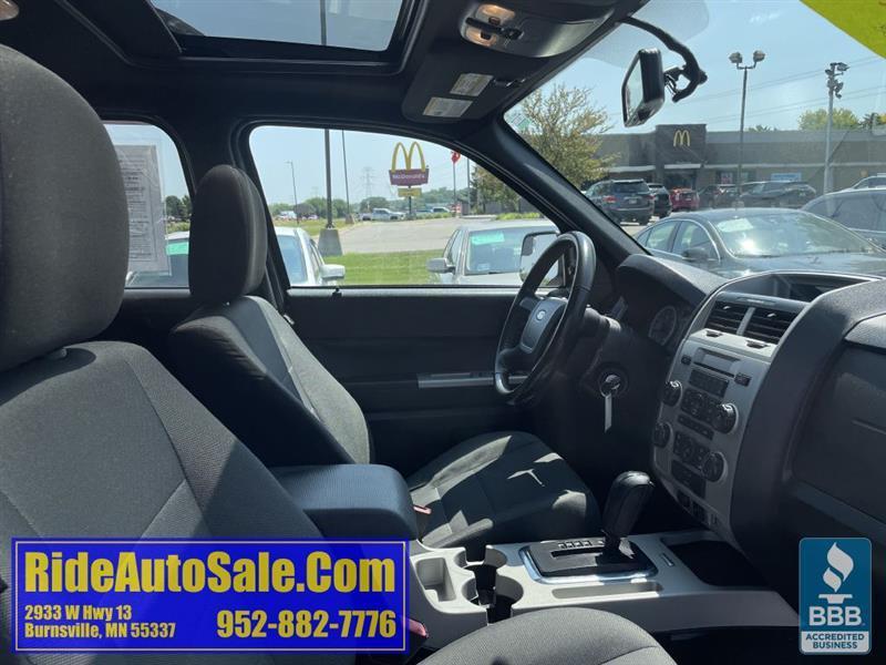 Ford Escape  2010