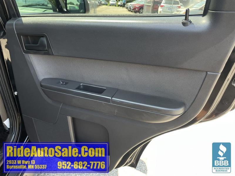 Ford Escape  2010