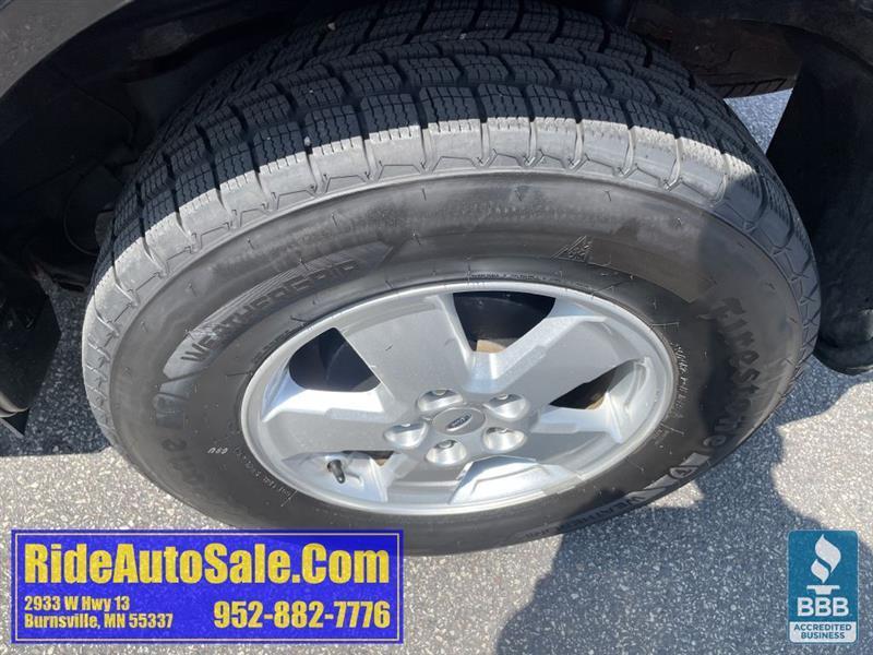 Ford Escape  2010