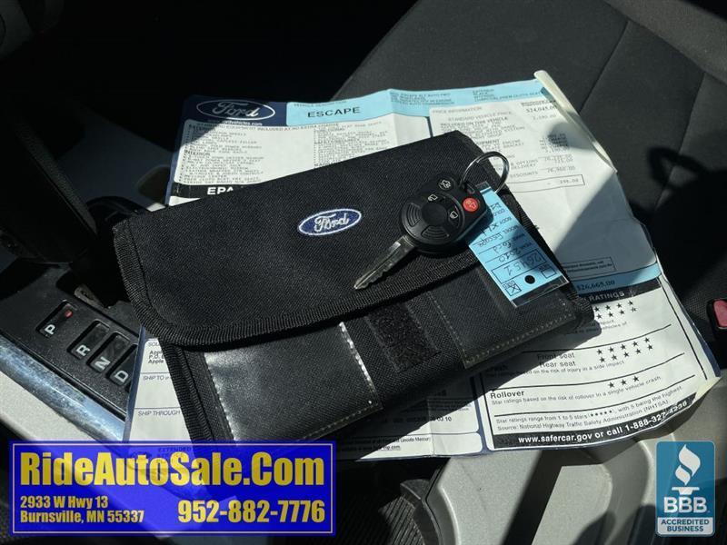 Ford Escape  2010