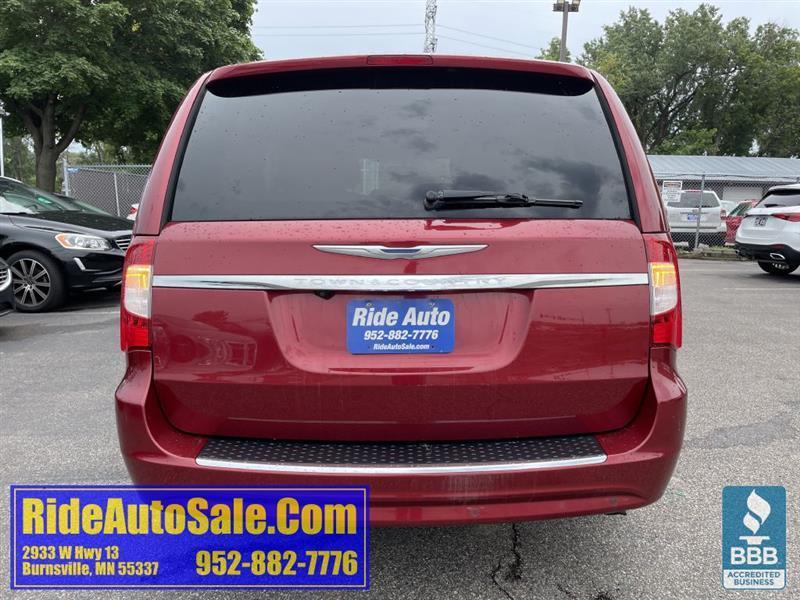 Chrysler Town & Country  2013