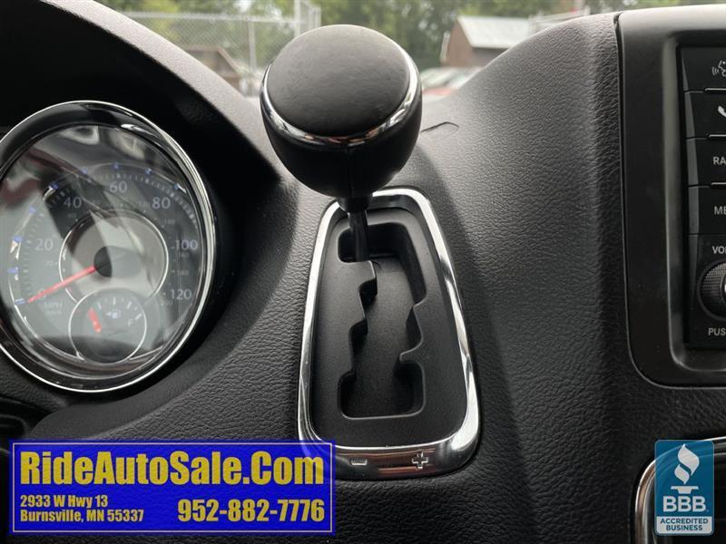 Chrysler Town & Country  2013
