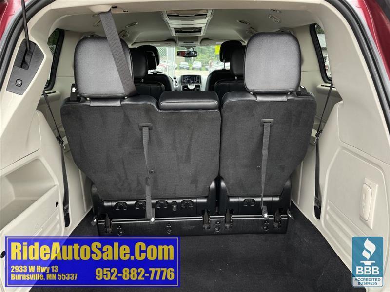 Chrysler Town & Country  2013