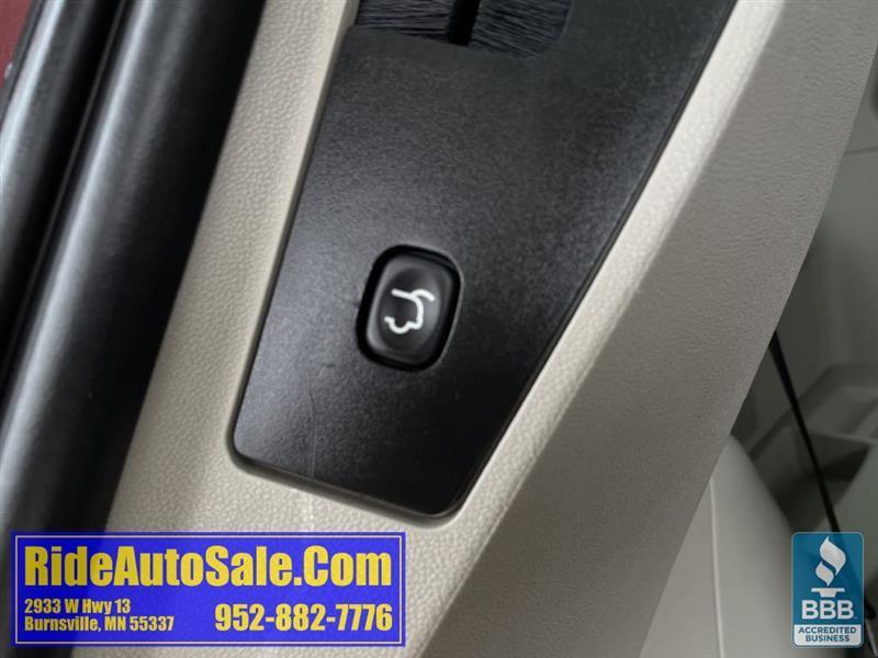 Chrysler Town & Country  2013