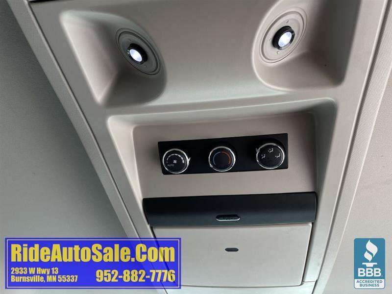 Chrysler Town & Country  2013