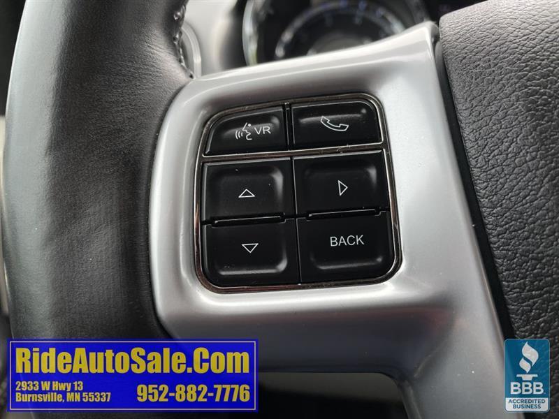 Chrysler Town & Country  2013