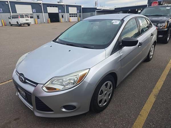 2014 Ford Focus S Sedan