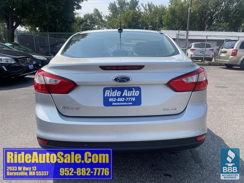 Ford Focus  2014