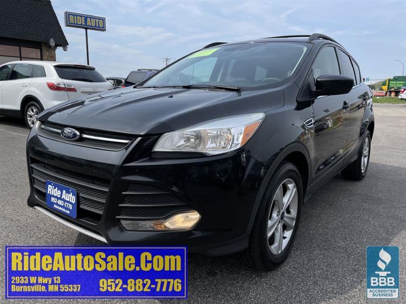 2015 Ford Escape SE, 5 Pass, 4x4, 2.0 4cyl, CLEAN, runs great !