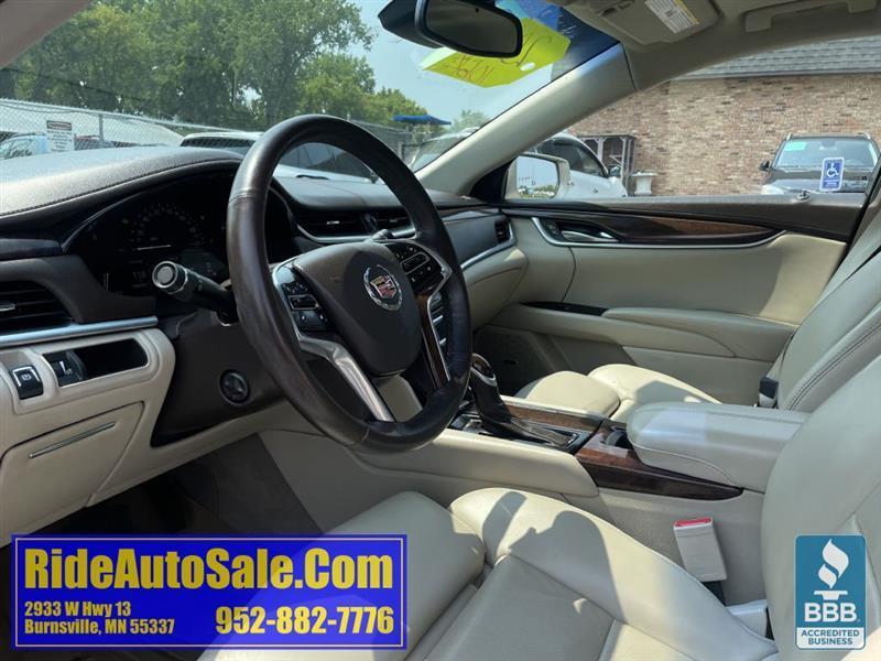 Cadillac XTS  2013