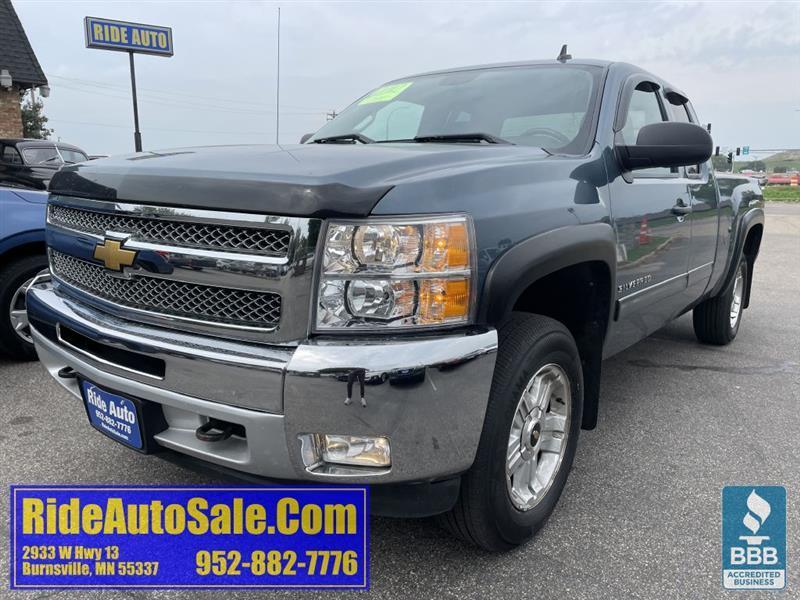 2012 Chevrolet Silverado 1500 LT, Extended cab 4dr, Z71 4x4, 5.3 V8, CLEAN !