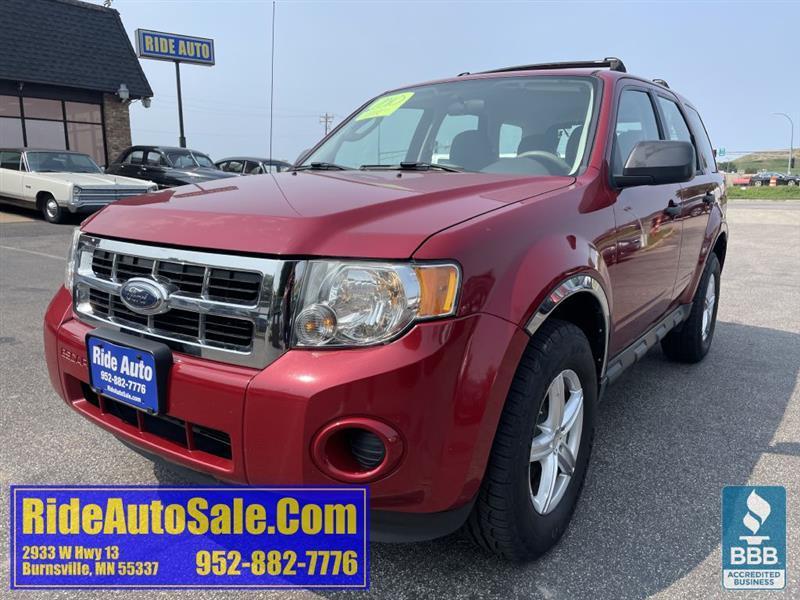 2010 Ford Escape XLS, 5 Pass, 4x4, 2.5 4cyl, 1 owner, CLEAN !