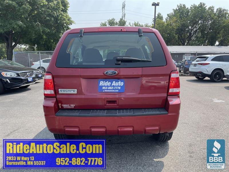 Ford Escape  2010
