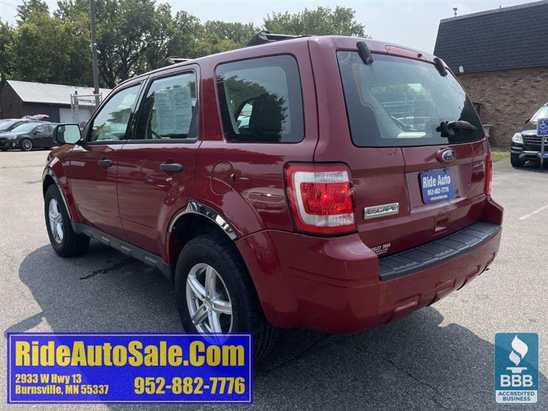 Ford Escape  2010