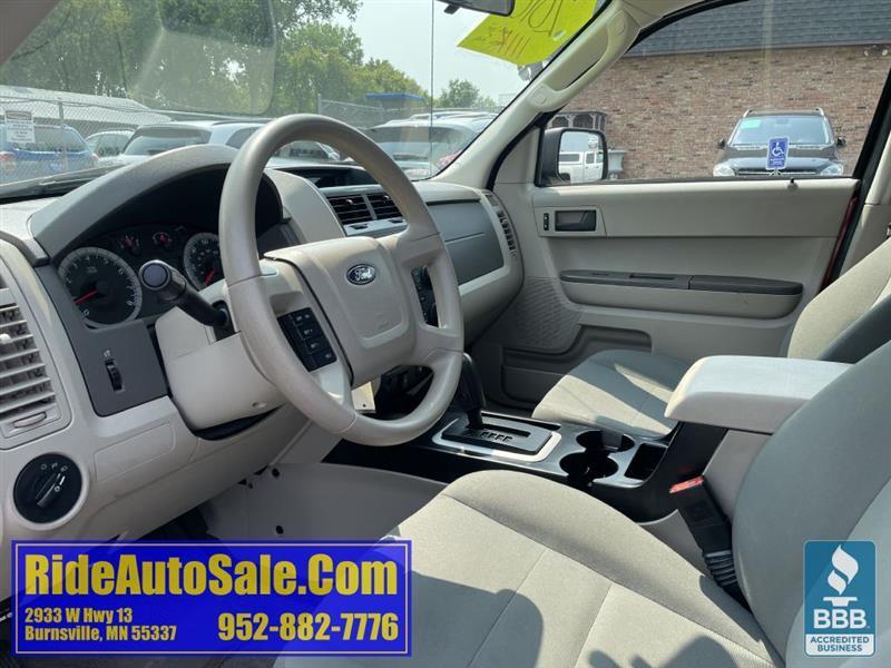 Ford Escape  2010