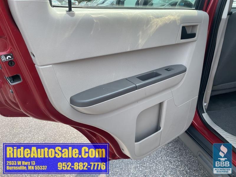Ford Escape  2010