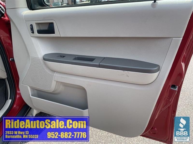 Ford Escape  2010