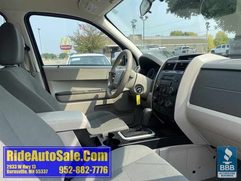Ford Escape  2010