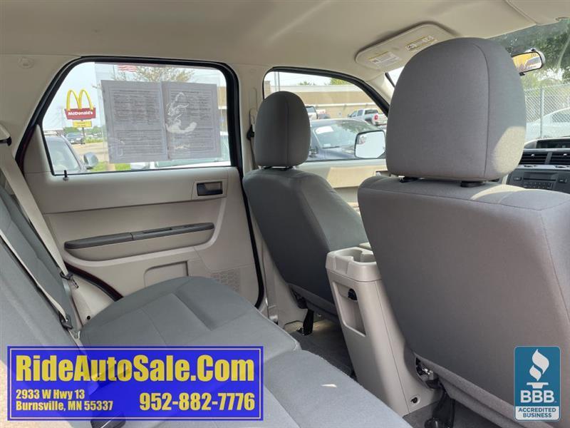 Ford Escape  2010