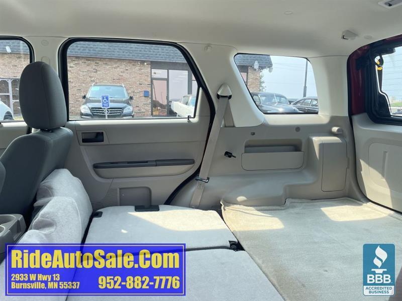 Ford Escape  2010
