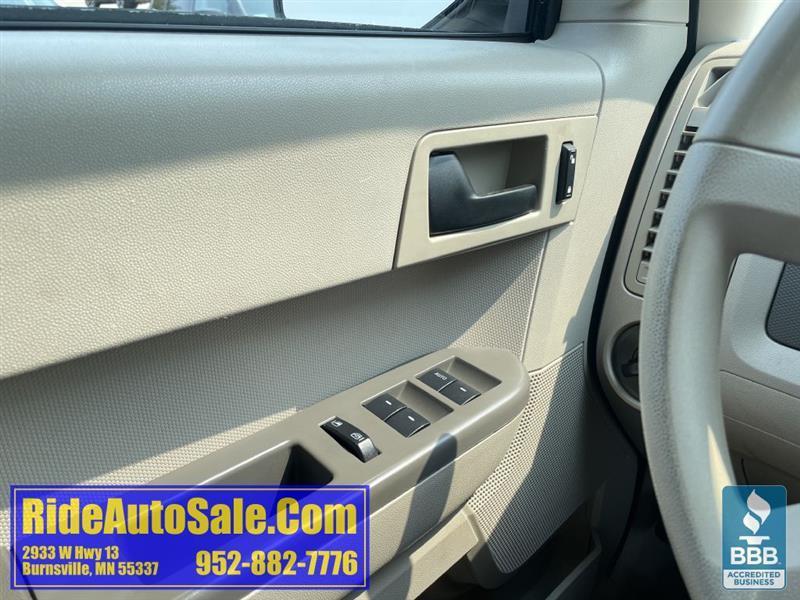 Ford Escape  2010