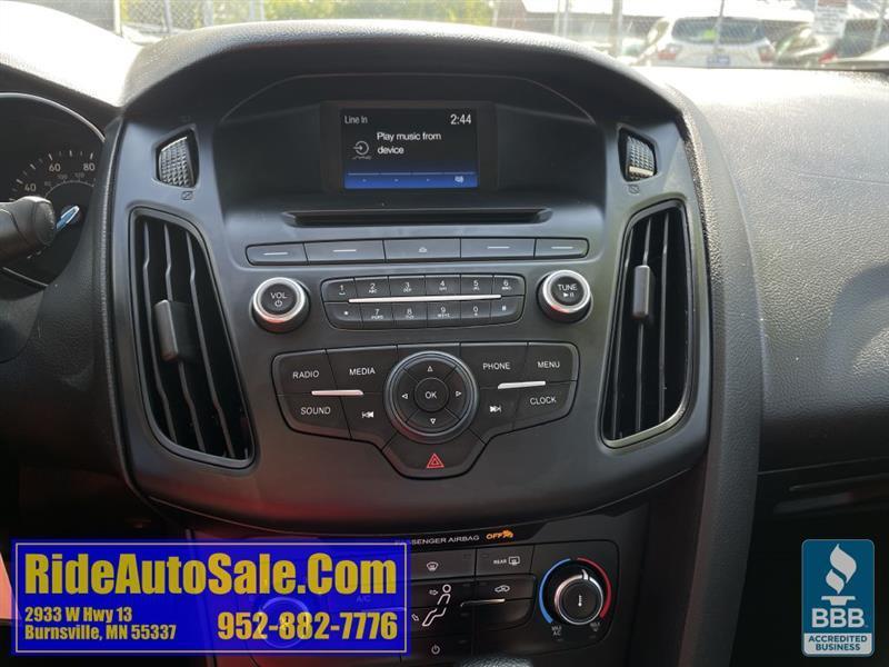 Ford Focus  2015