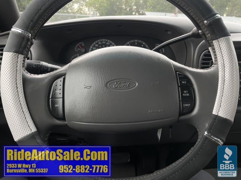 Ford F-150  2001
