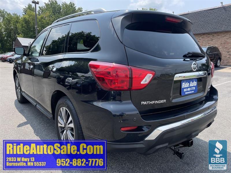 Nissan Pathfinder  2017