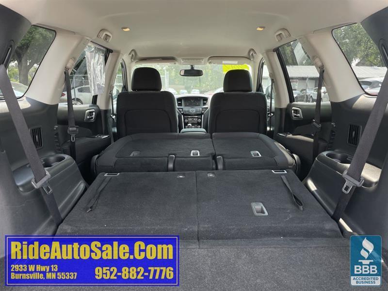 Nissan Pathfinder  2017