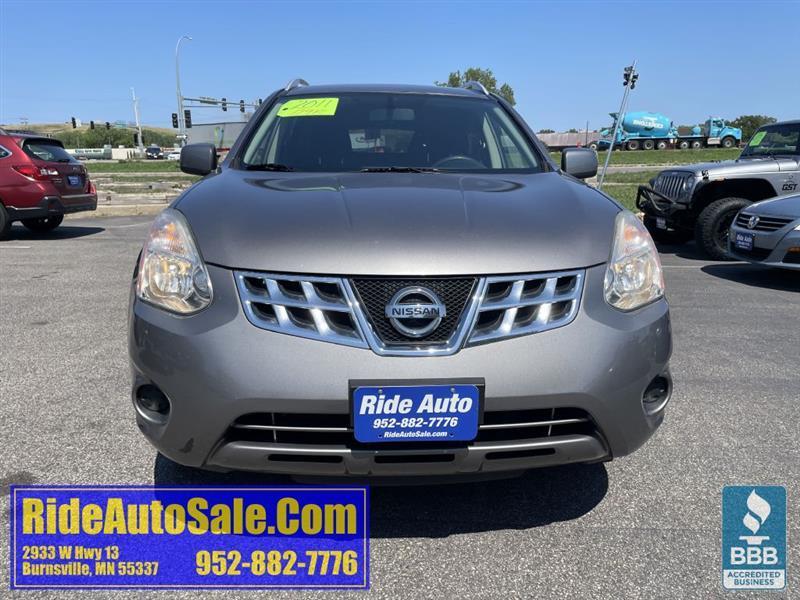 Nissan Rogue  2011