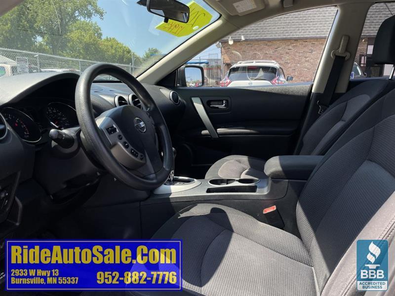 Nissan Rogue  2011