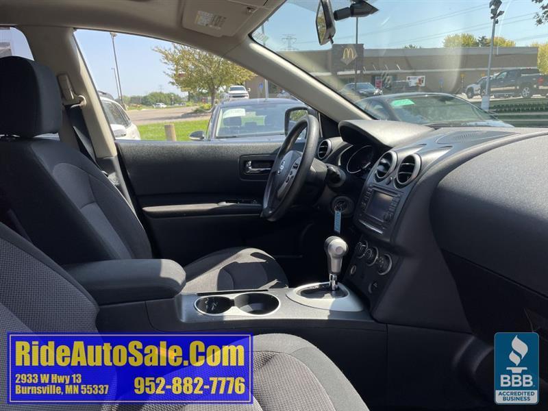 Nissan Rogue  2011