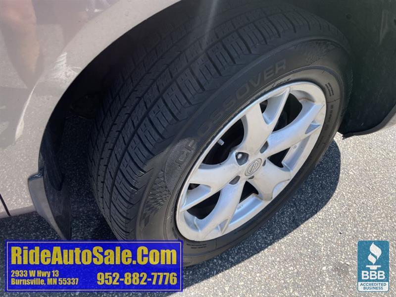Nissan Rogue  2011