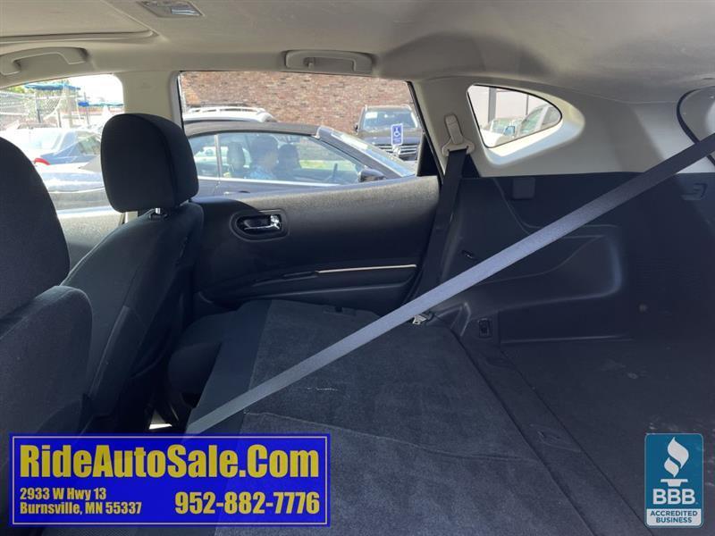 Nissan Rogue  2011