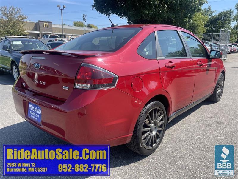 Ford Focus  2010