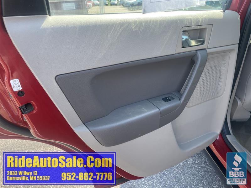 Ford Focus  2010