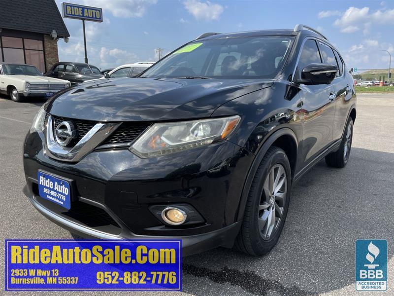2015 Nissan Rogue SL, 5 Pass. AWD, 2.5 4cyl, Leather, P-roof !
