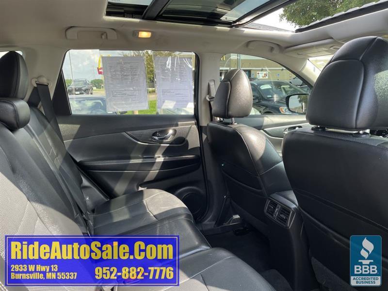 Nissan Rogue  2015