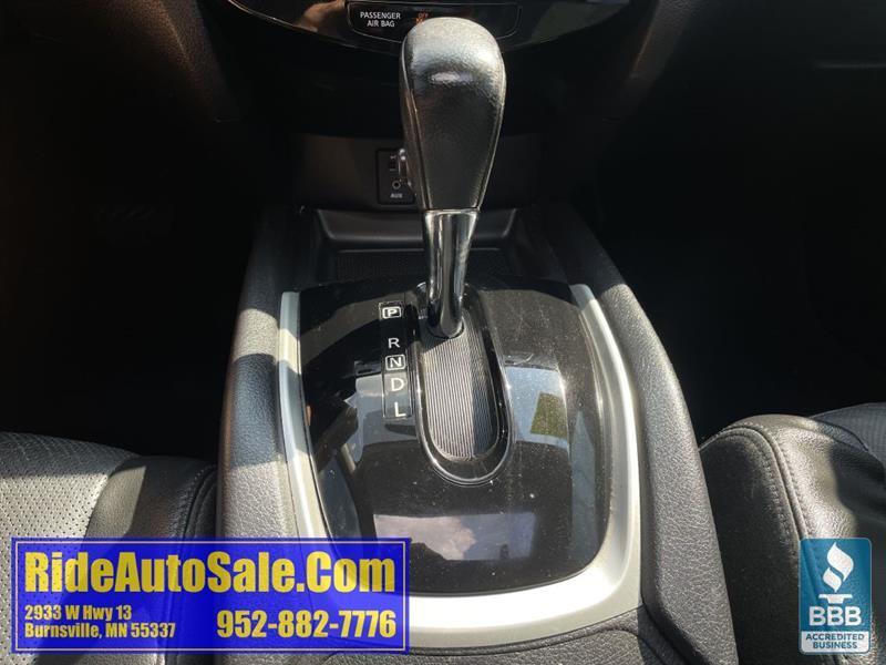 Nissan Rogue  2015
