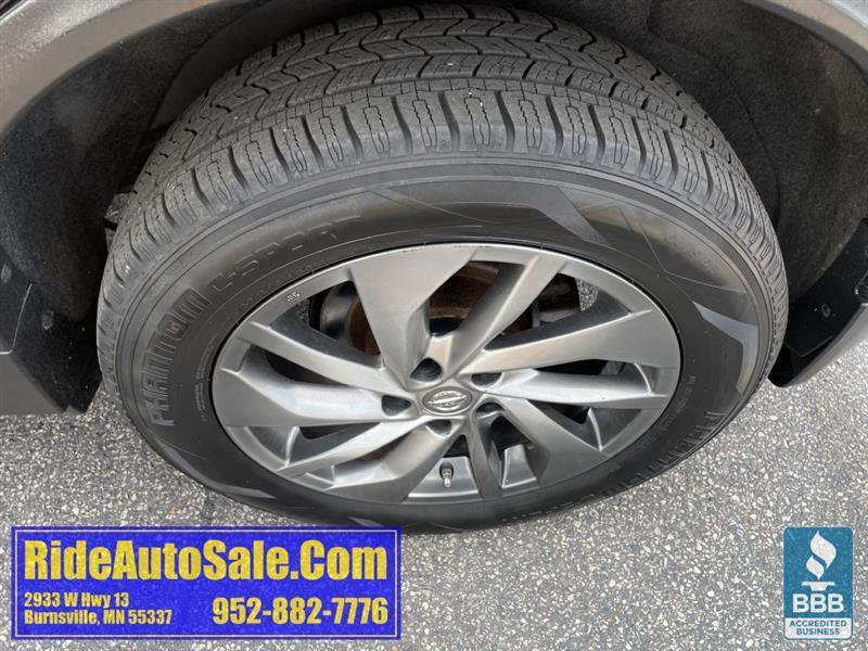Nissan Rogue  2015