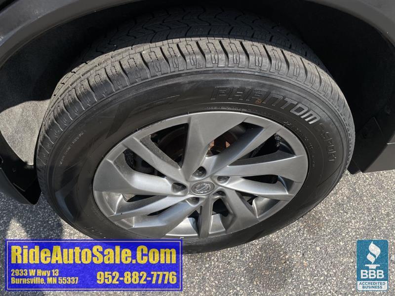 Nissan Rogue  2015