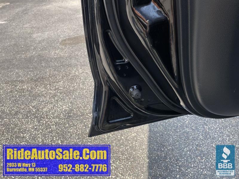 Nissan Rogue  2015