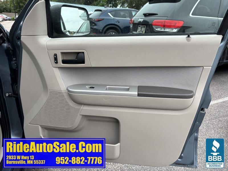 Ford Escape  2012