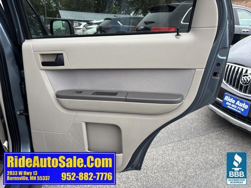 Ford Escape  2012