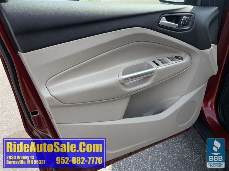 Ford Escape  2014