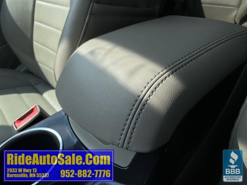 Ford Escape  2014