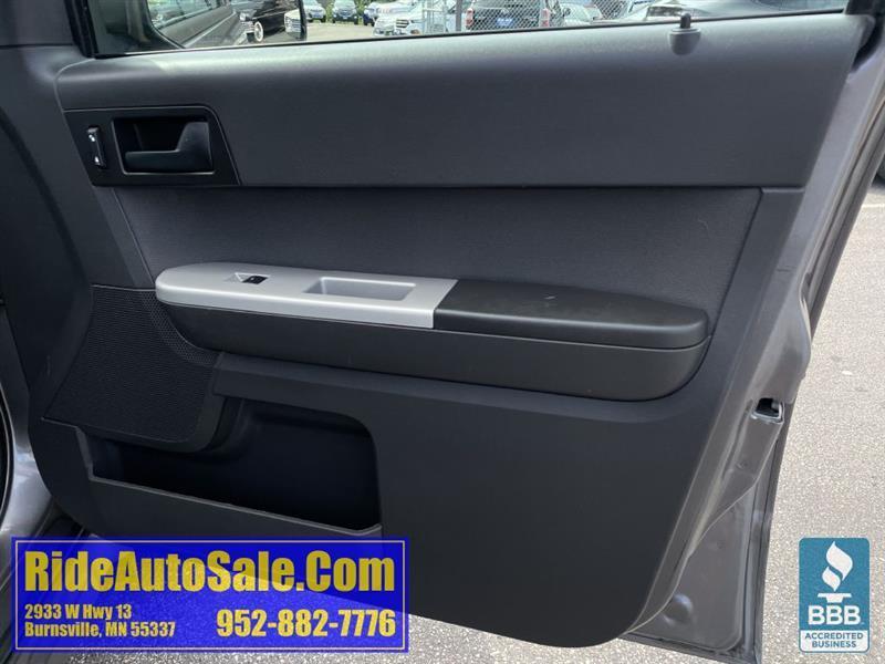 Ford Escape  2012